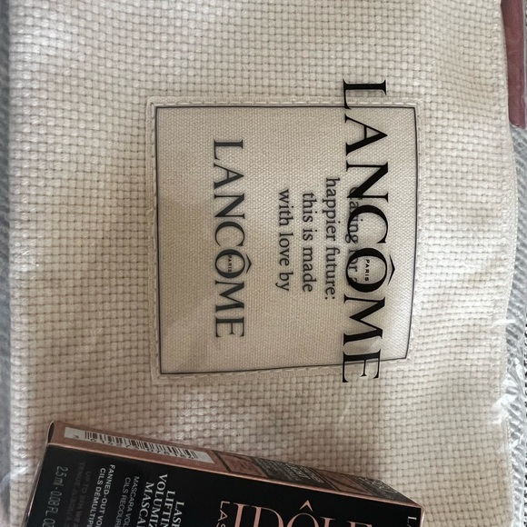Lancôme Full size & Travel Size IDOLE Mascara + Juicy tube + eye shadow++ - Picture 2 of 6
